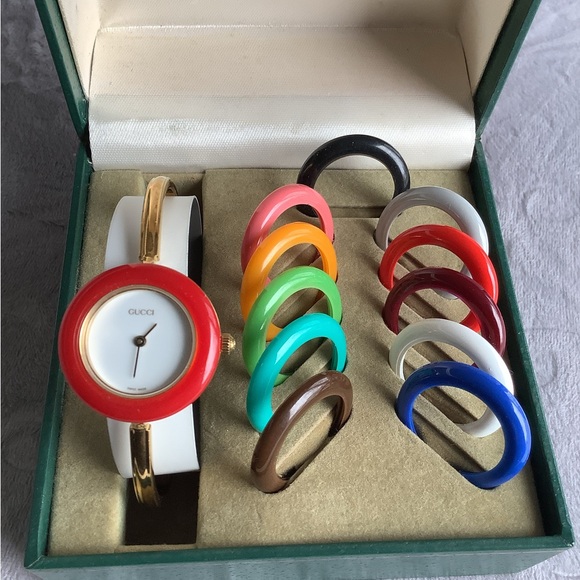 Beautiful Gucci interchangeable bezel watch💥💥💥 - Picture 3 of 10